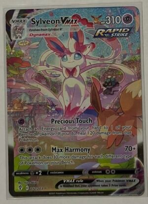Sylveon VMAX - 212/203 - Ingles